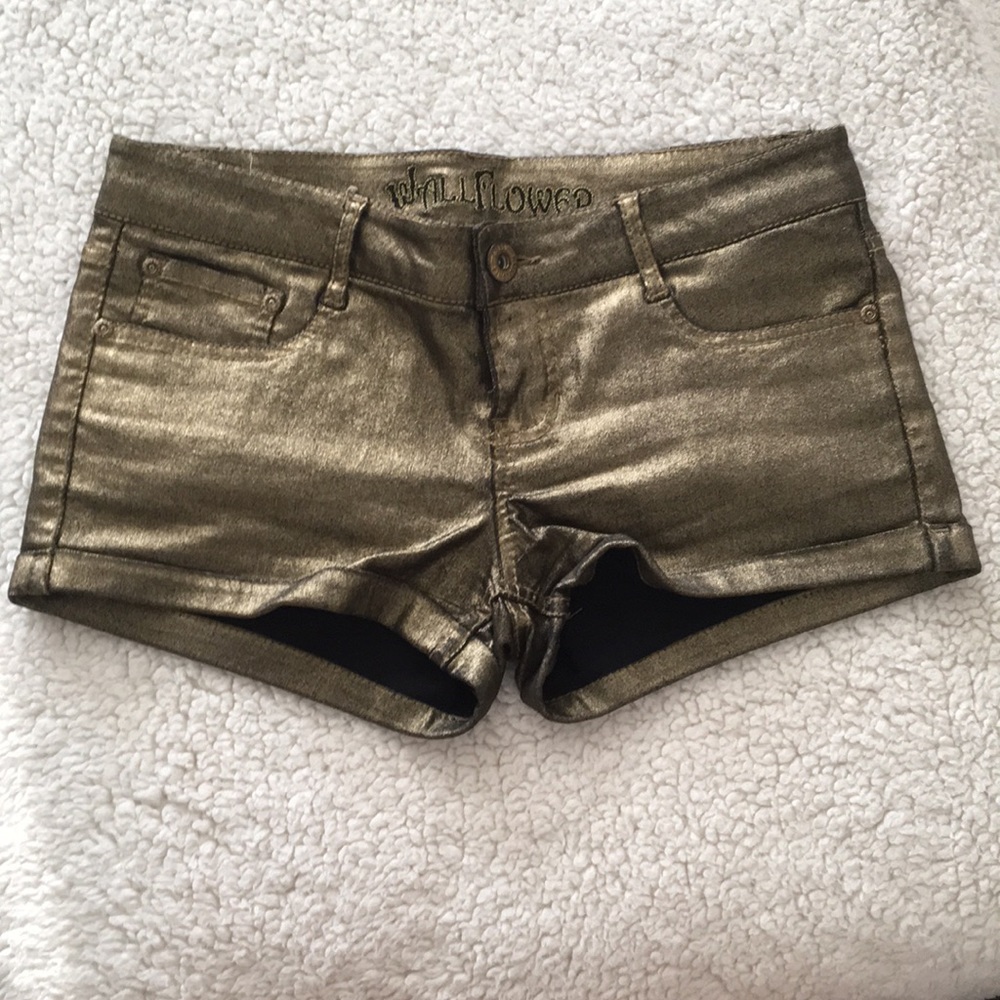Golden Shorts
